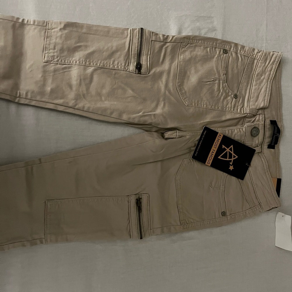 Almost famous cargo skinny pants